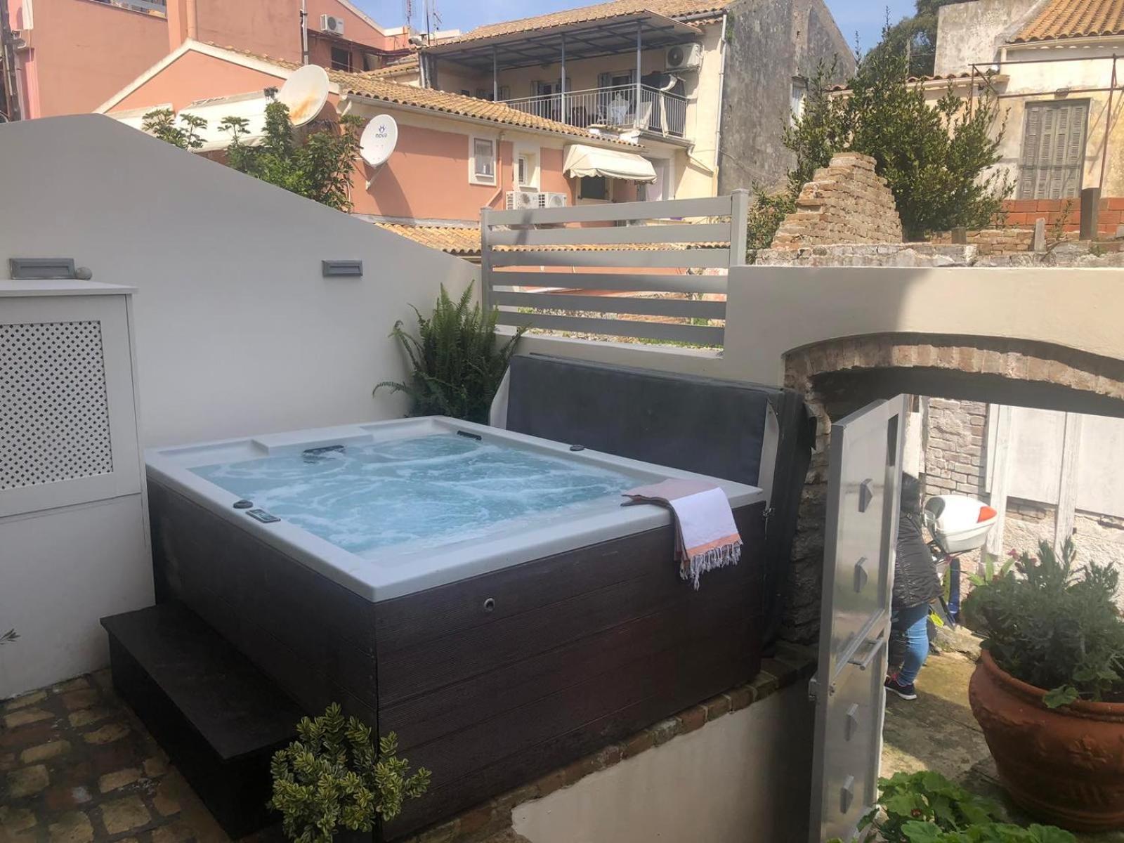 Anemomilos Jacuzzi Suite Corfu  المظهر الخارجي الصورة