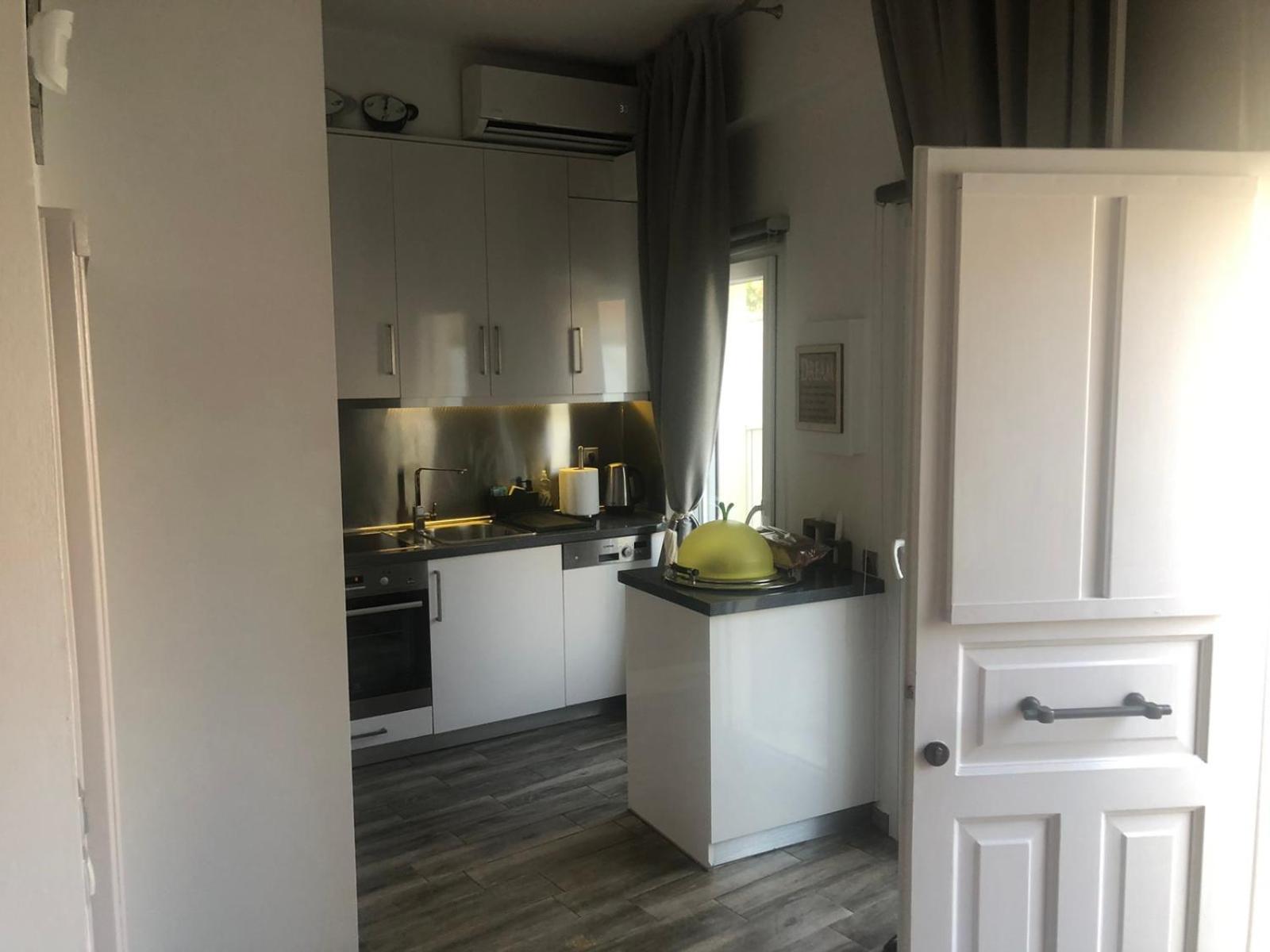 Anemomilos Jacuzzi Suite Corfu  المظهر الخارجي الصورة