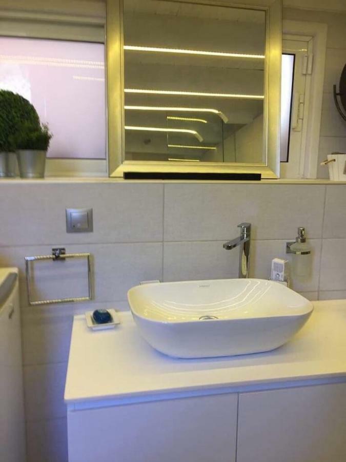 Anemomilos Jacuzzi Suite Corfu  المظهر الخارجي الصورة