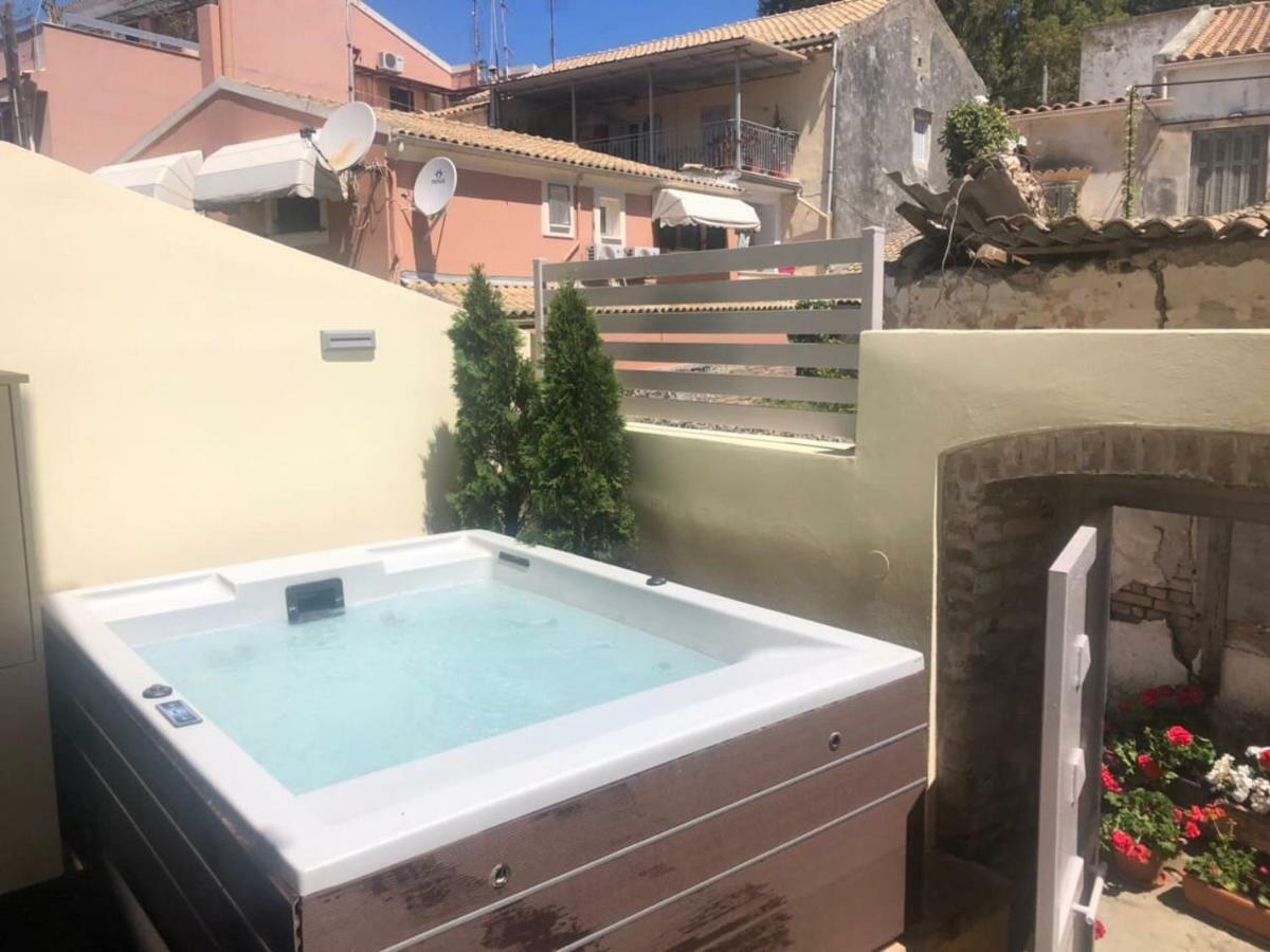 Anemomilos Jacuzzi Suite Corfu  المظهر الخارجي الصورة