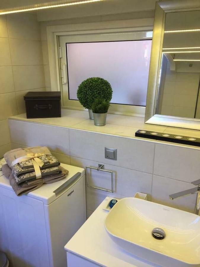 Anemomilos Jacuzzi Suite Corfu  المظهر الخارجي الصورة